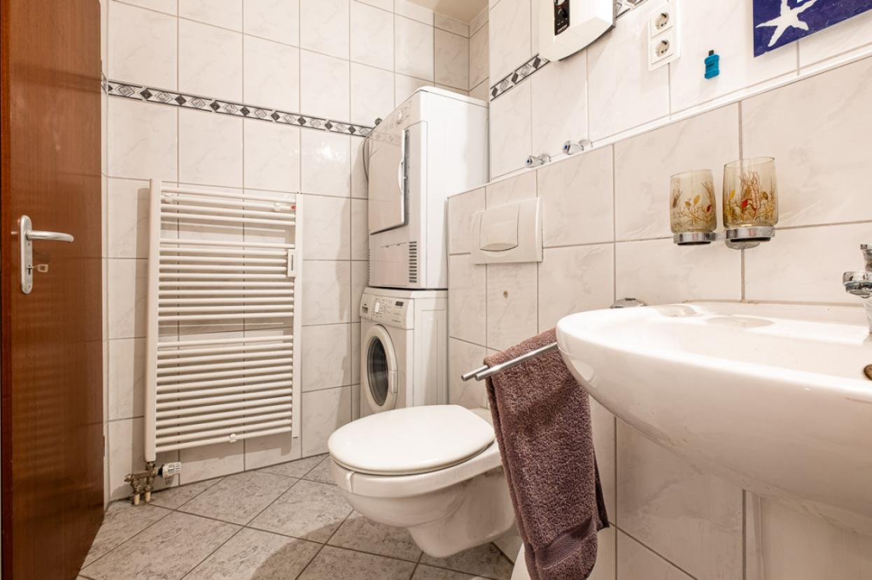 Platz für Waschmaschine und Trockner