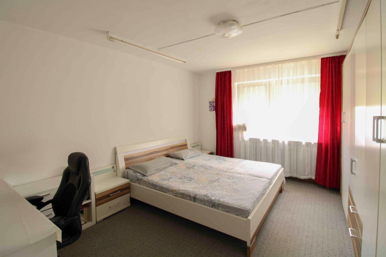 Schlafzimmer 2 EG