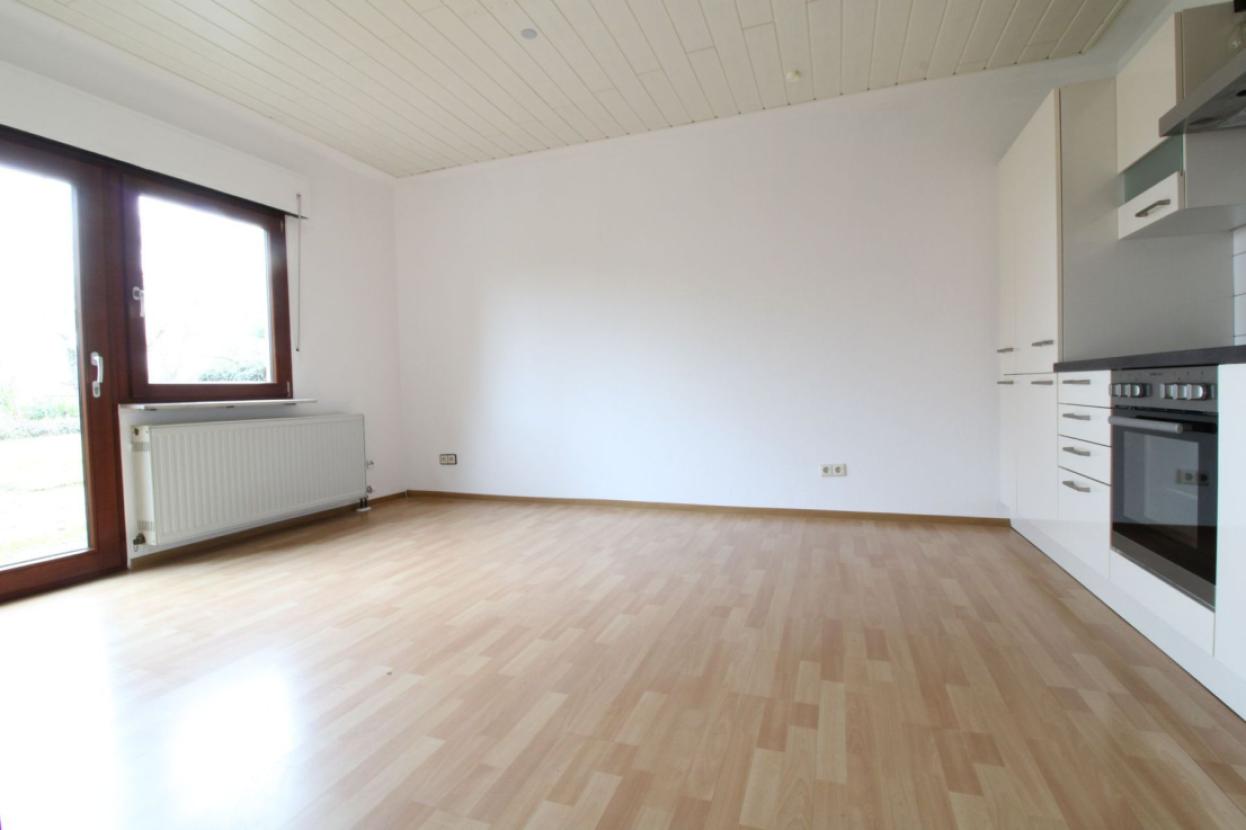 neu-Küche-Essen-Wohnen UG (2)