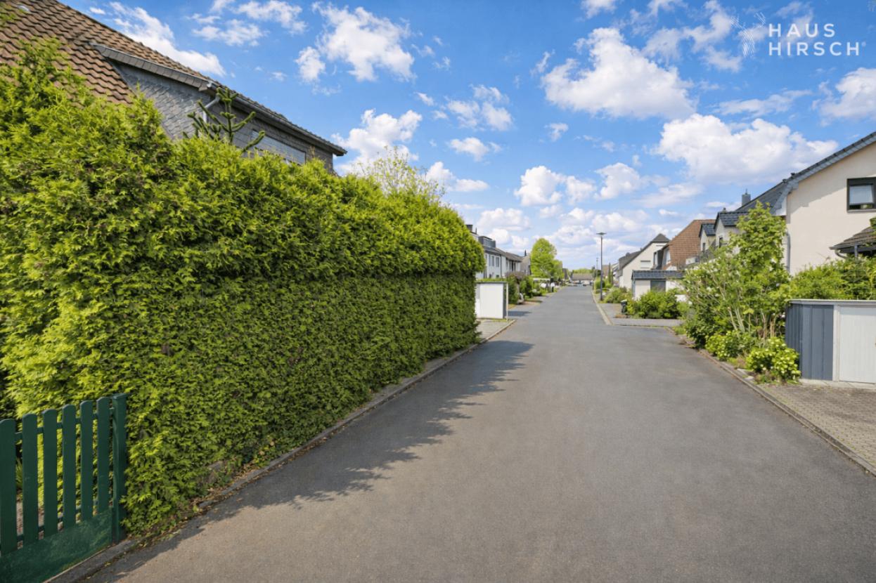 Unmittelbarer Bereich vor dem Grundstück - Blick in die Nachbarschaft