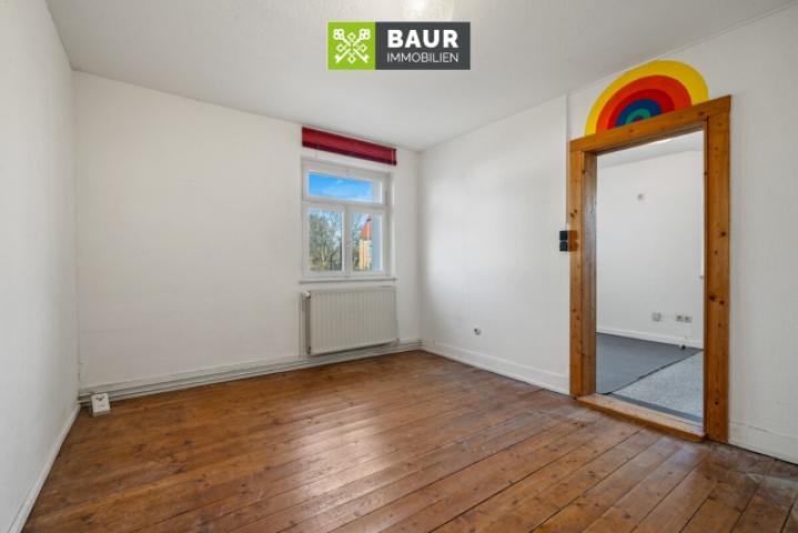 OG Wohnung Rechts Schlafzimmer