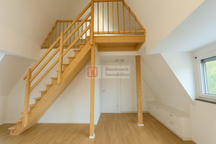 Zugang zum Dachstudio