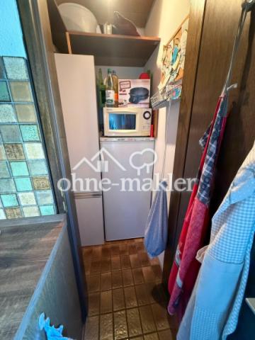 Vorratsraum in Küche