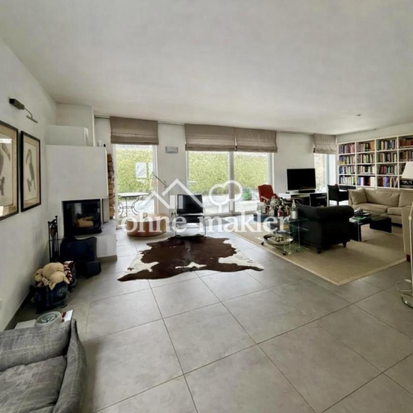 Wohnzimmer und Kamin