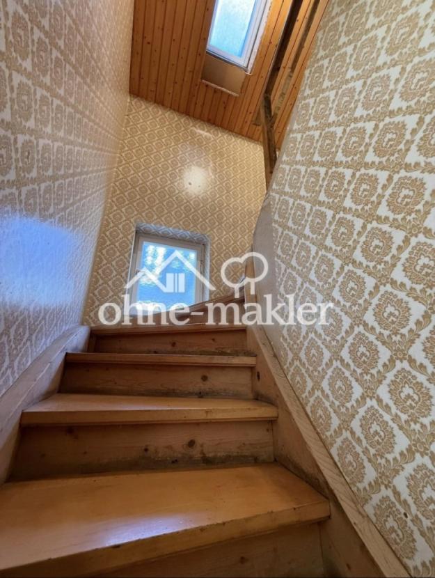 Treppenaufgang ins 2. OG