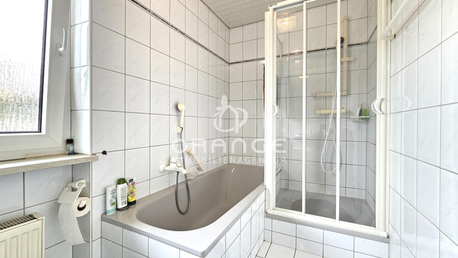 Badezimmer im OG