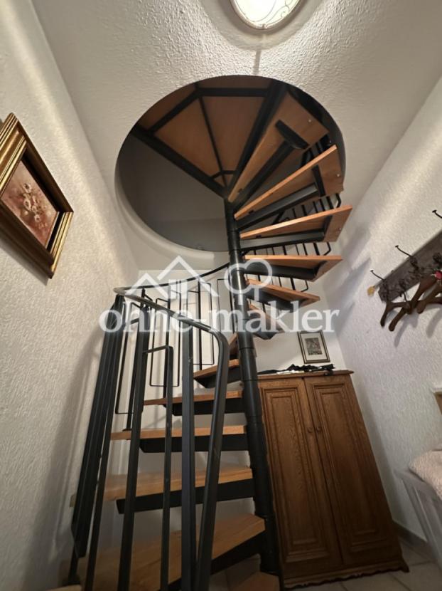 Treppenausgang zur 2. Ebene