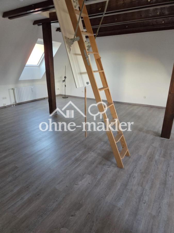 Wohnzimmer vom Flur aus