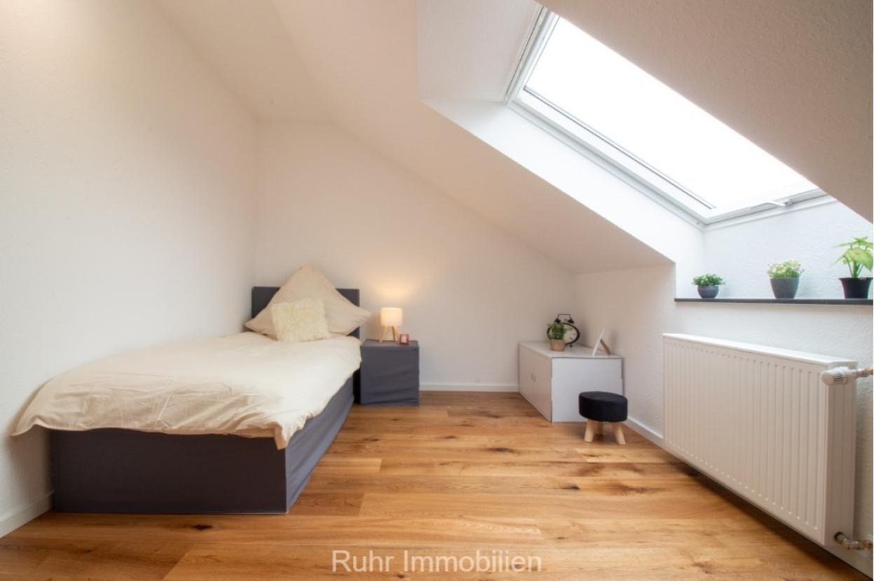 Büro / Kinderzimmer