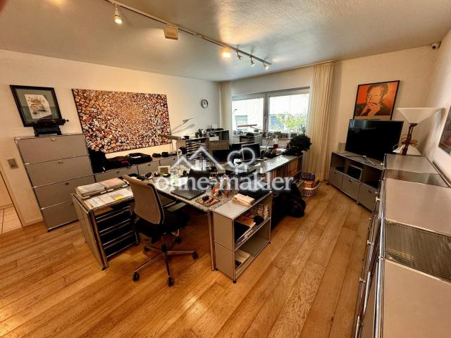 Zimmer als Büro genutzt 