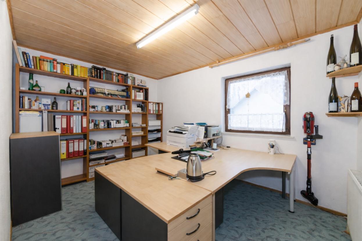 Arbeitszimmer EG