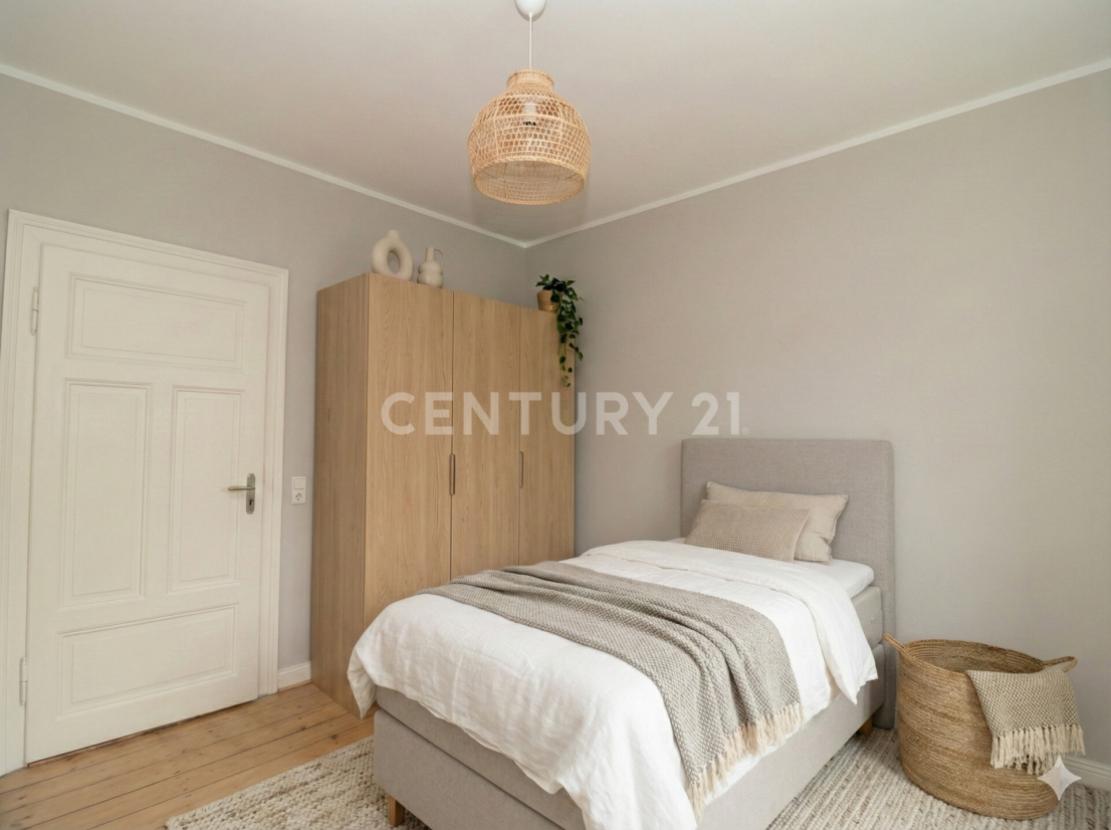 Schlafraum 4. OG KI-Möbliert