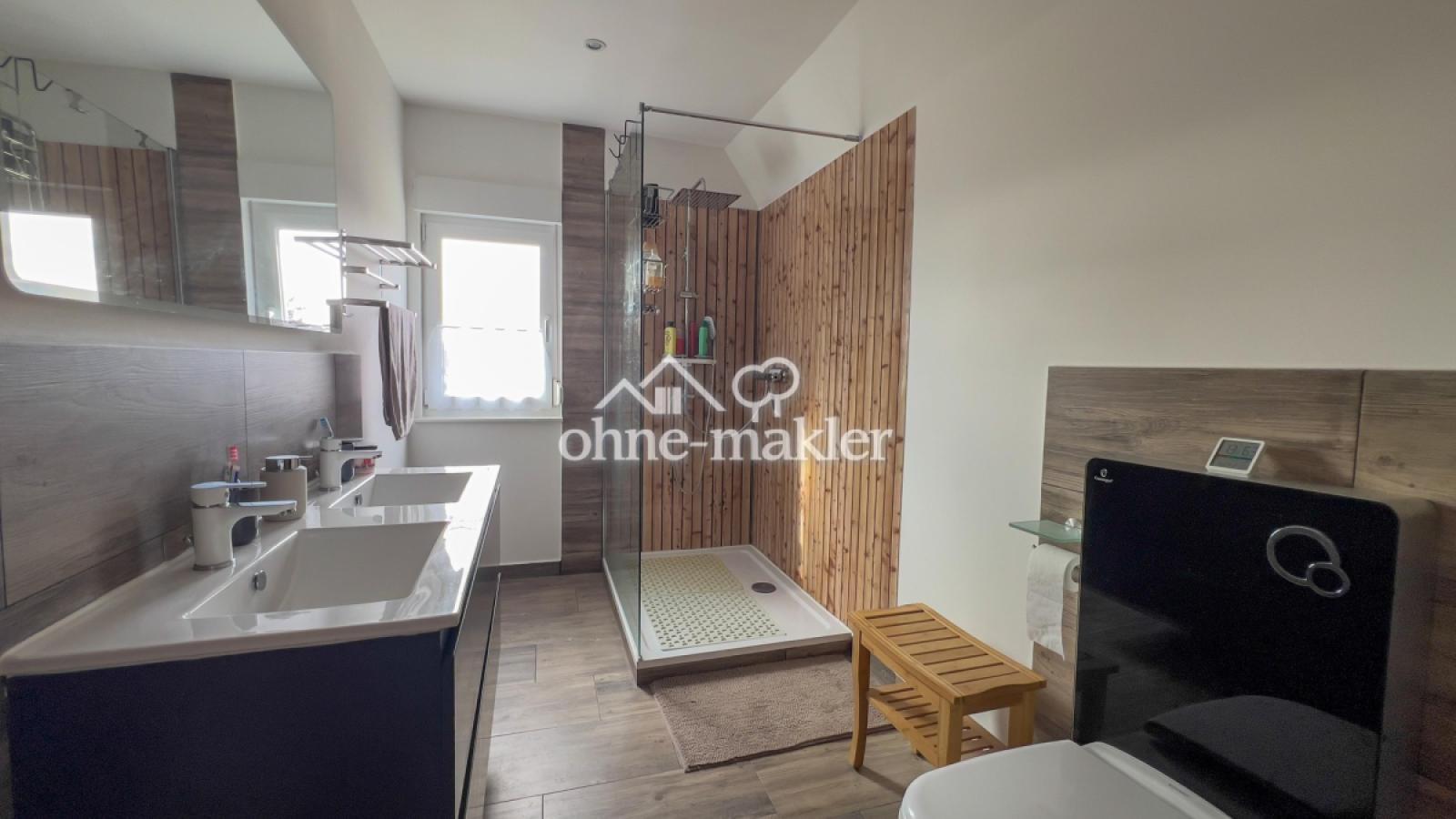 Tageslichtbad, Dusche