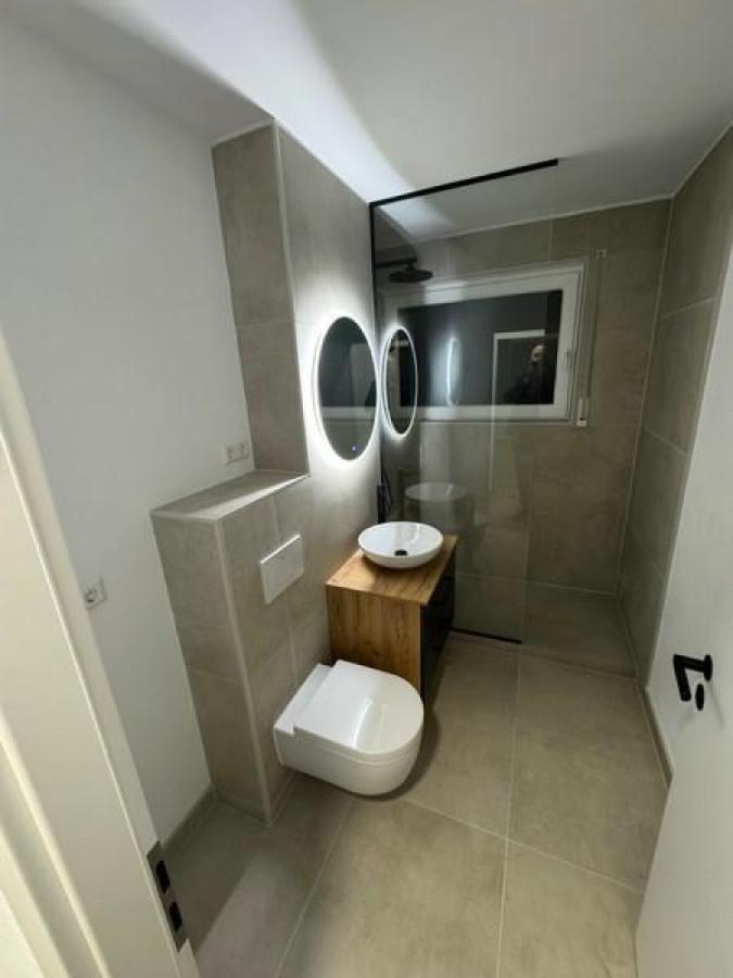 12 Bad mit Du und WB und WC