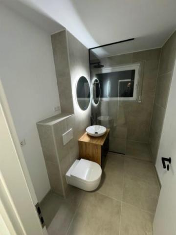 12 Bad mit Du und WB und WC