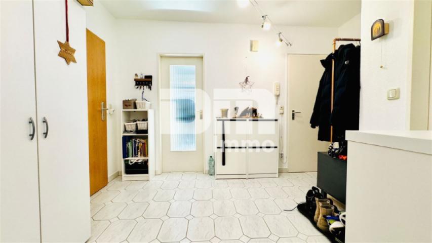 Flur / Diele groß Garderobe