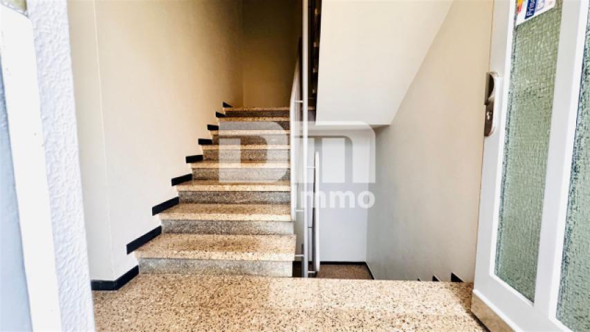 Haupteingang Treppenhaus