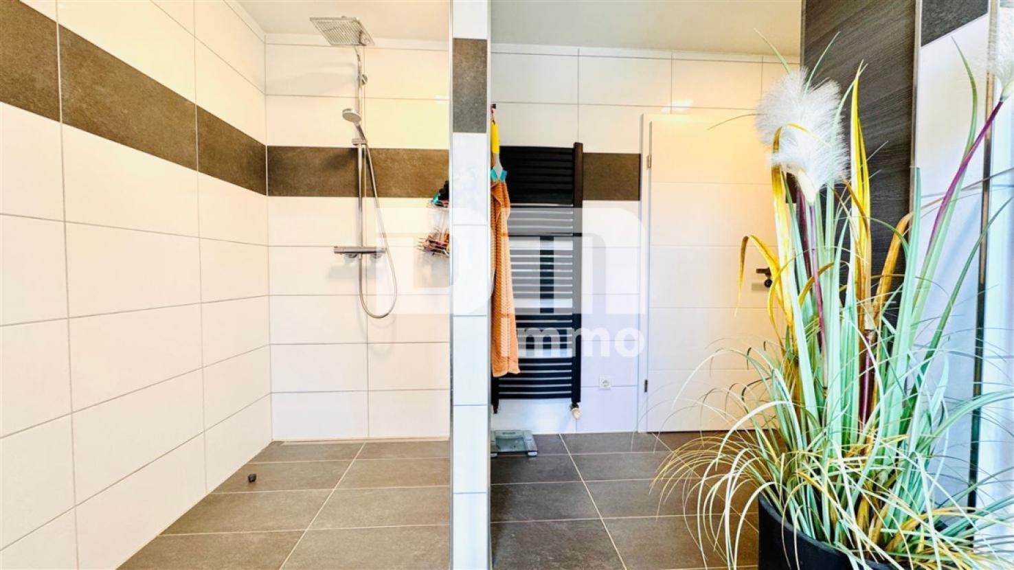 OG / DG Badezimmer / Dusche ebenerdig