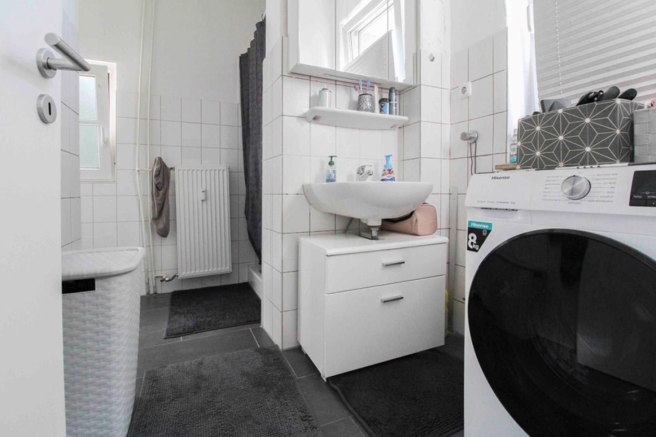 Badezimmer_Polsumer Str.225A EG