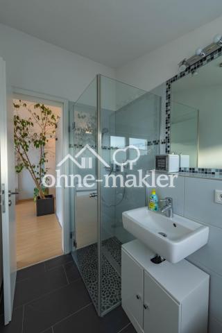 Duschbadezimmer 2.OG 