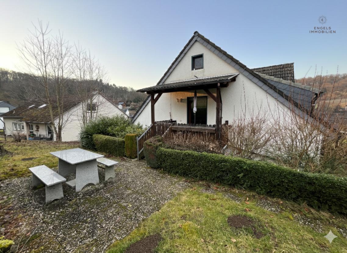 Terrasse / Freisitz rückwärtig