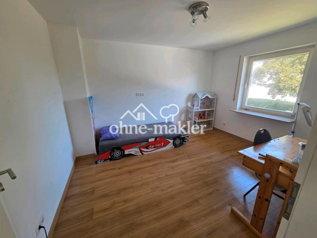 Schlafzimmer Kind 1 1.OG