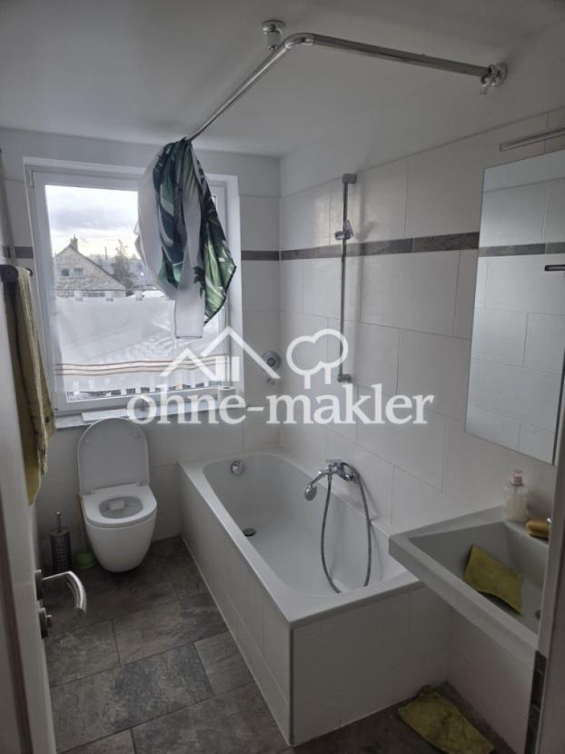 Anliegerwohnung Bad/WC