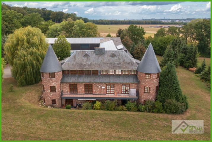 5Plus Immo Mietwohnung Eschweiler Bohler Heide hintere Hausansicht von oben