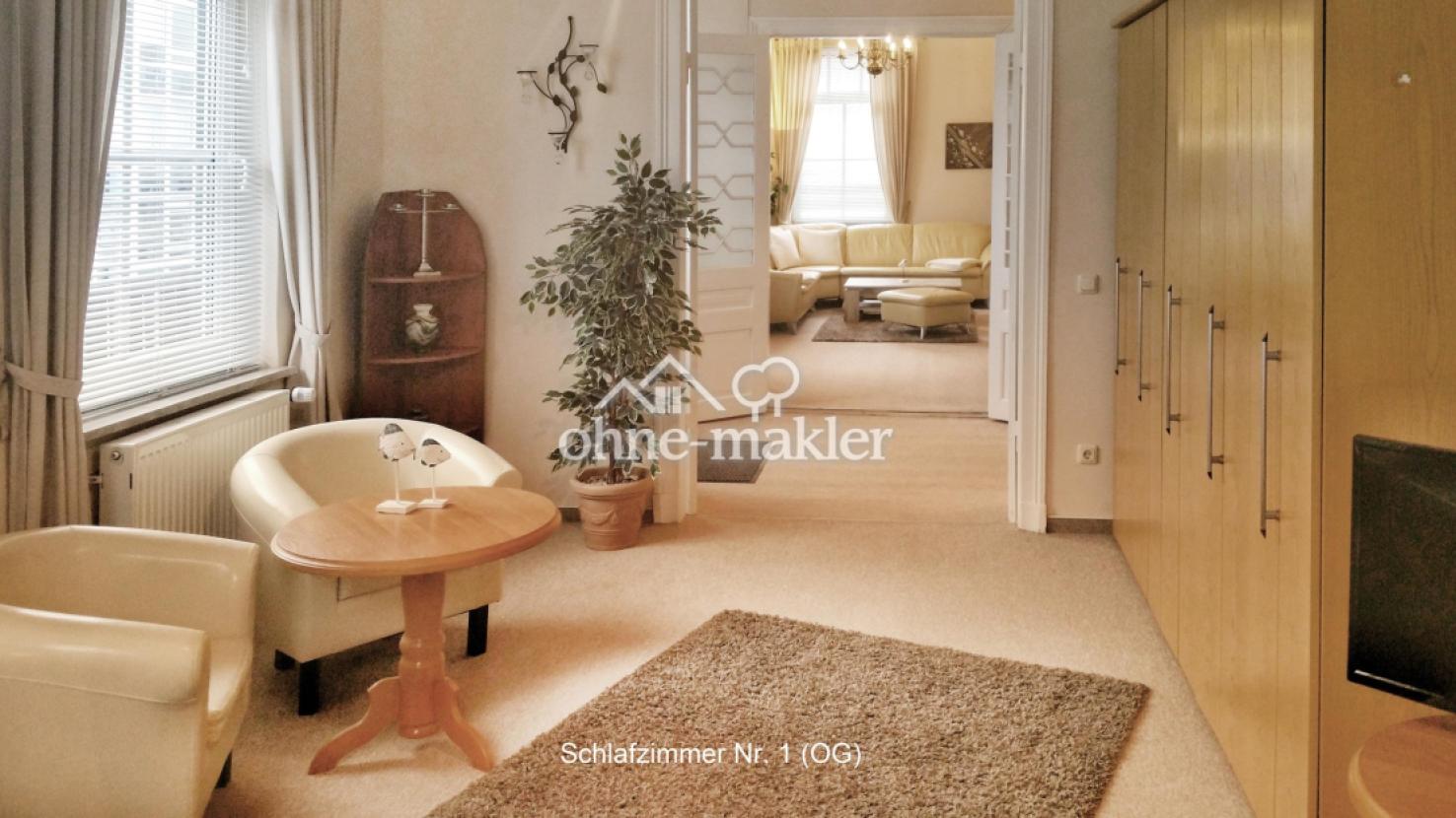 Große Räumlichkeiten im OG