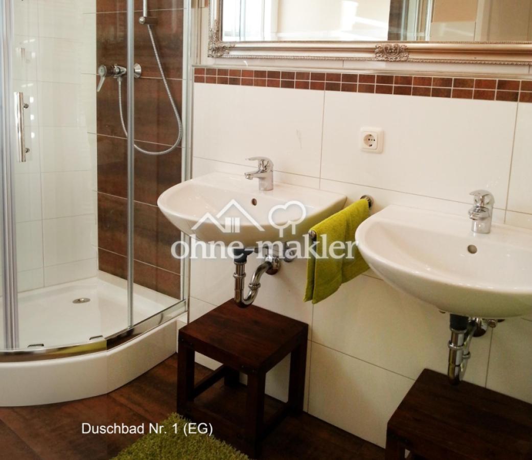 Duschbad im Erdgeschoss