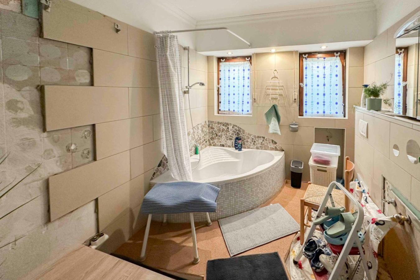 12. Badezimmer UG