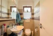 13. Gäste WC