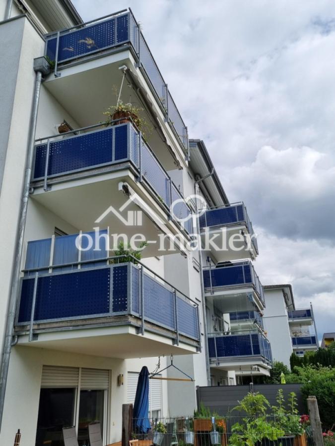 Hausrückseite - Balkonseite