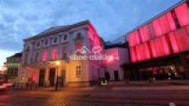 Theater bei Nacht