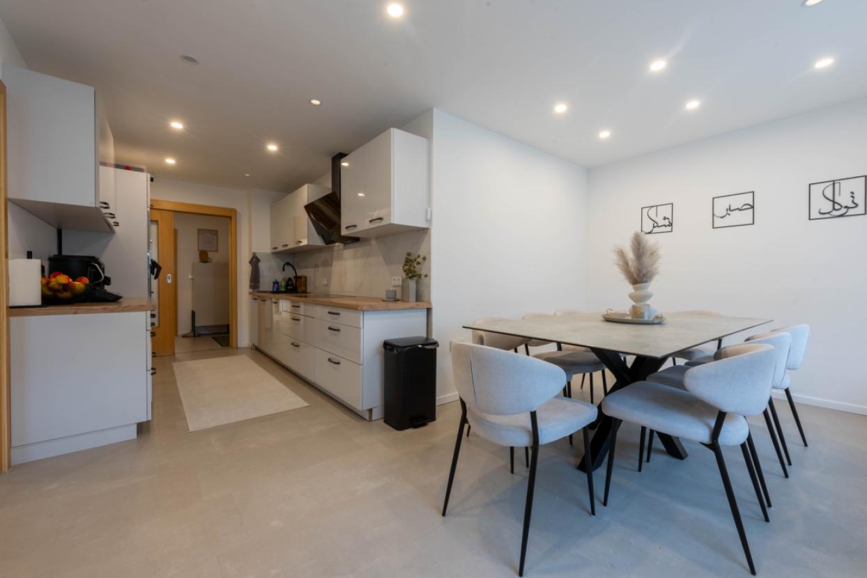 Ansicht Küche & Essbereich