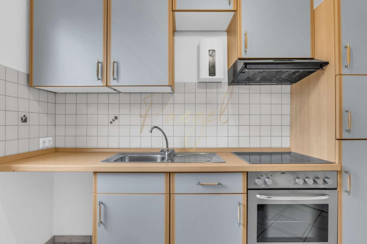 Gepflegte Einbauküche