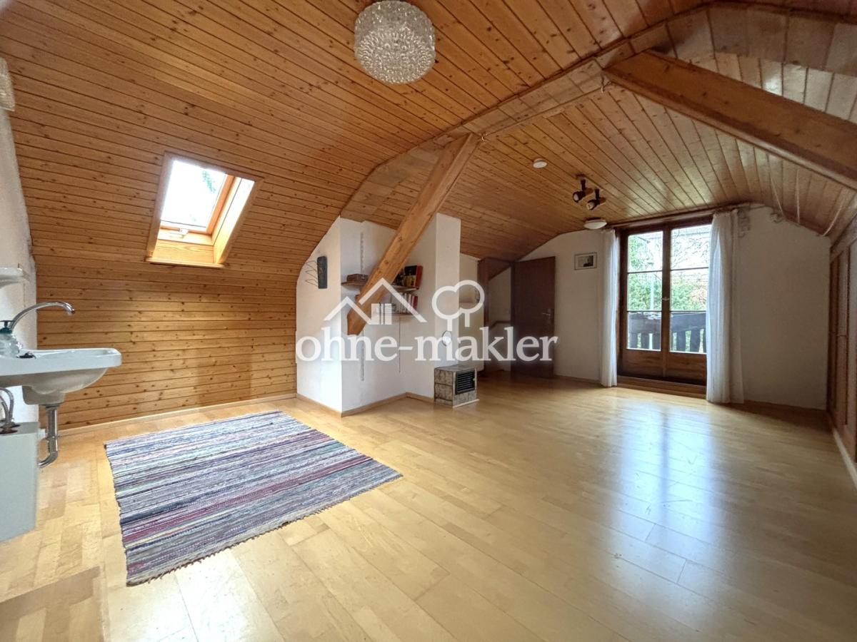 Zimmer - DG (Altbau)