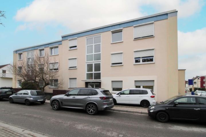 1. Vorderansicht Haus