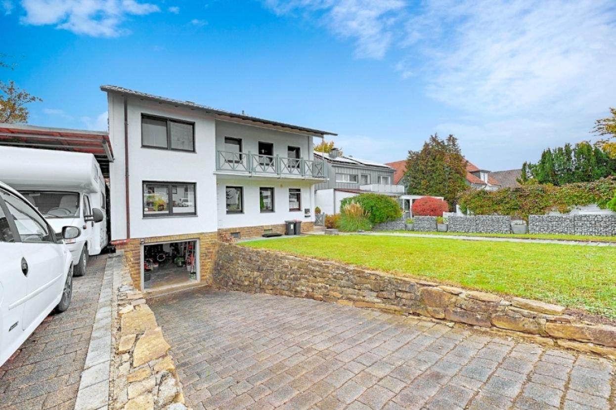 Stellplatz, Garage & Carport