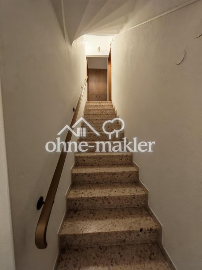 Kellerzugang ü.beide Einheiten