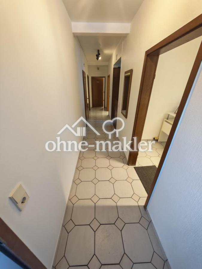 Flur Einliegerwohnung / Praxis