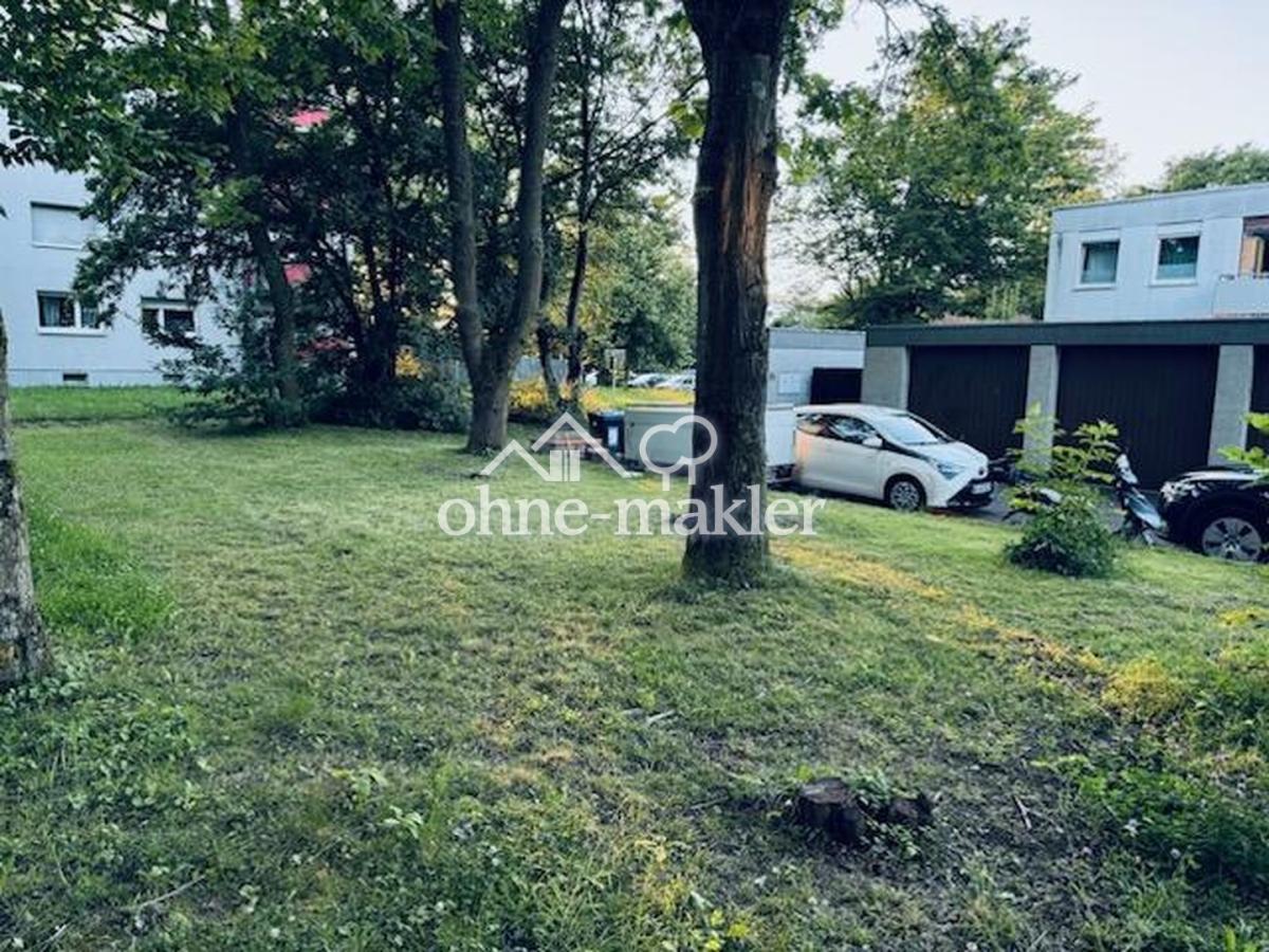 Grundstück hinter dem Haus 