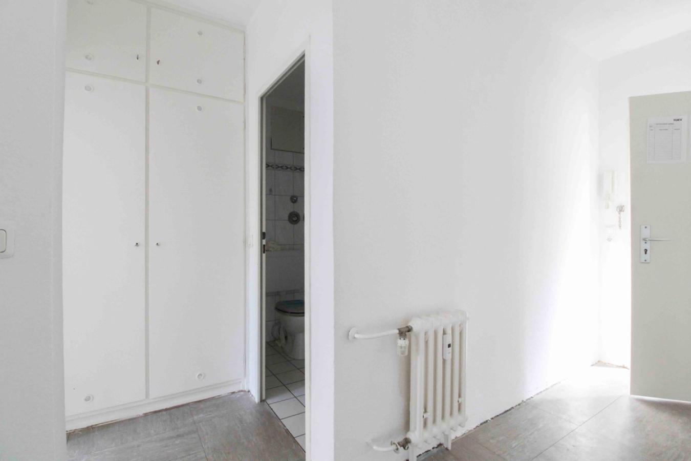 Flur 2.OG Mitte rechts