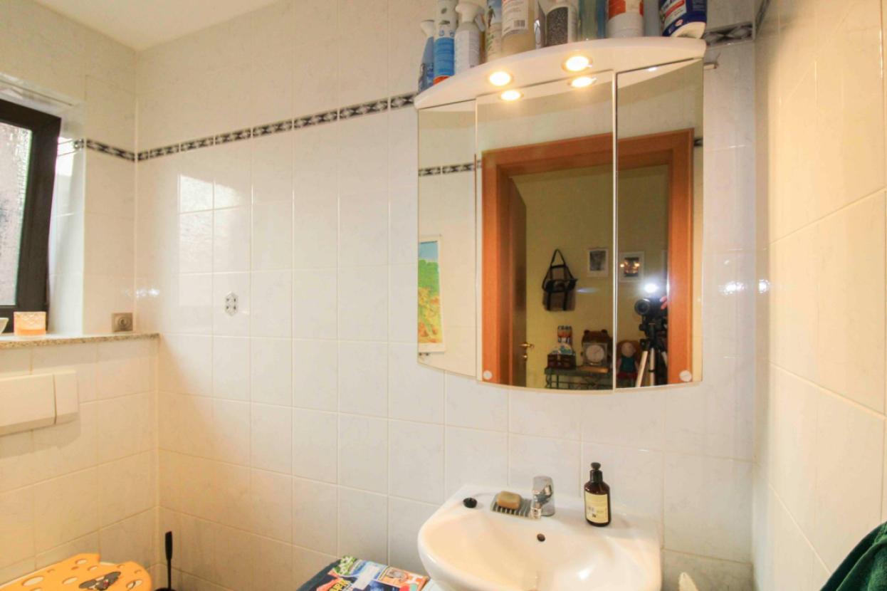 Ansicht Gäste - WC (EG)