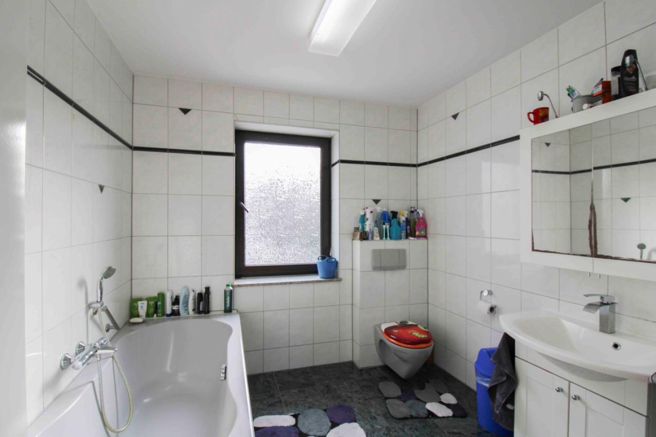 Ansicht Badezimmer (1.OG)