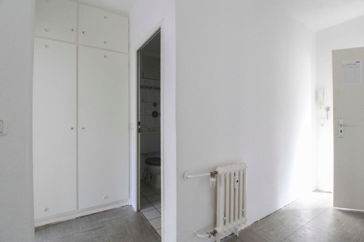 Flur 2.OG Mitte rechts