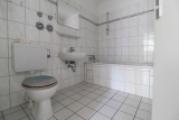 Badezimmer 2.OG Mitte rechts