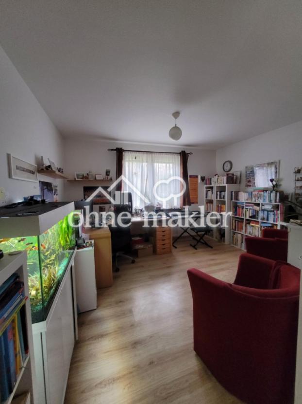 Arbeitszimmer (EG)