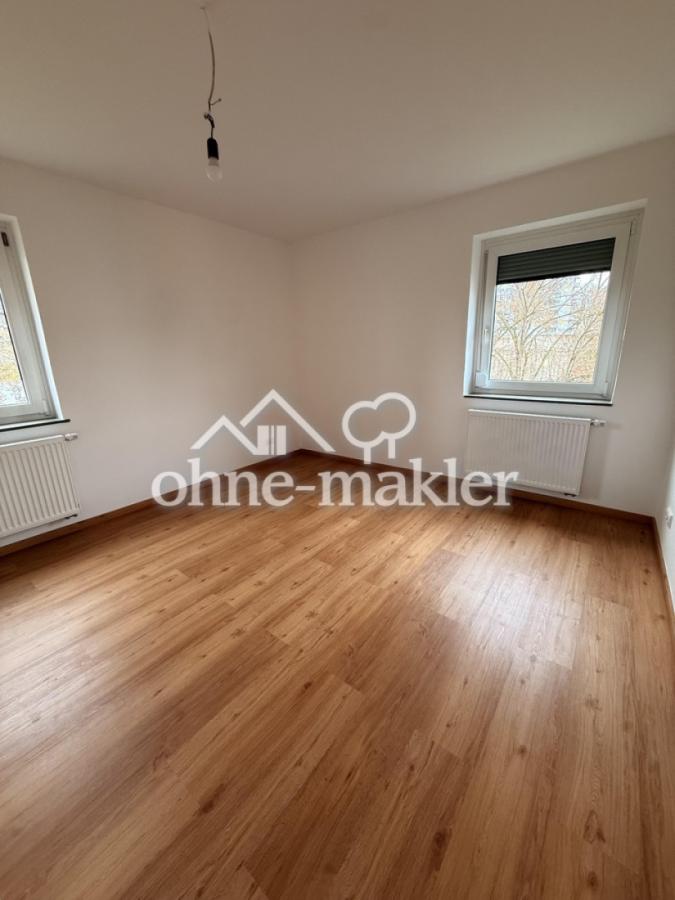 Kinder-/Arbeitszimmer