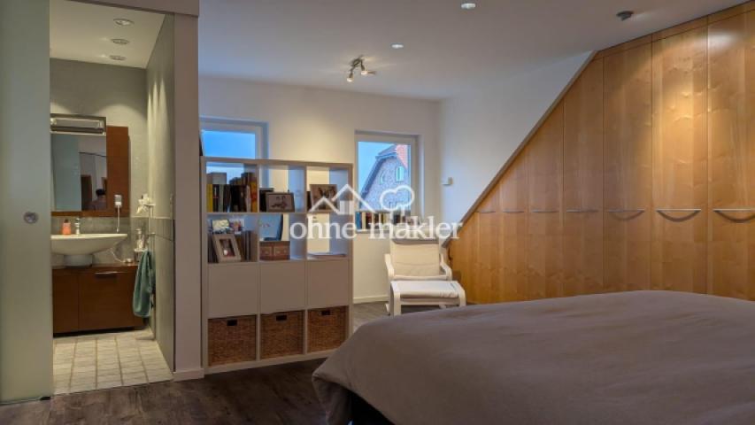 Schlafzimmer (Eltern)